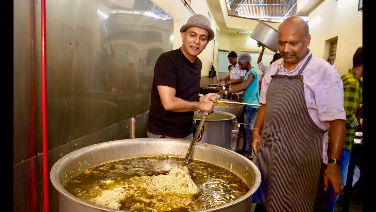 Lunch At SHIVAJI MILITARY HOTEL |Bangalore’s most popular Mutton, Chicken Donne Biryani|Best Biryani Lunch At SHIVAJI MILITARY HOTEL |Bangalore’s most popular Mutton, Chicken Donne Biryani|Best Biryani
